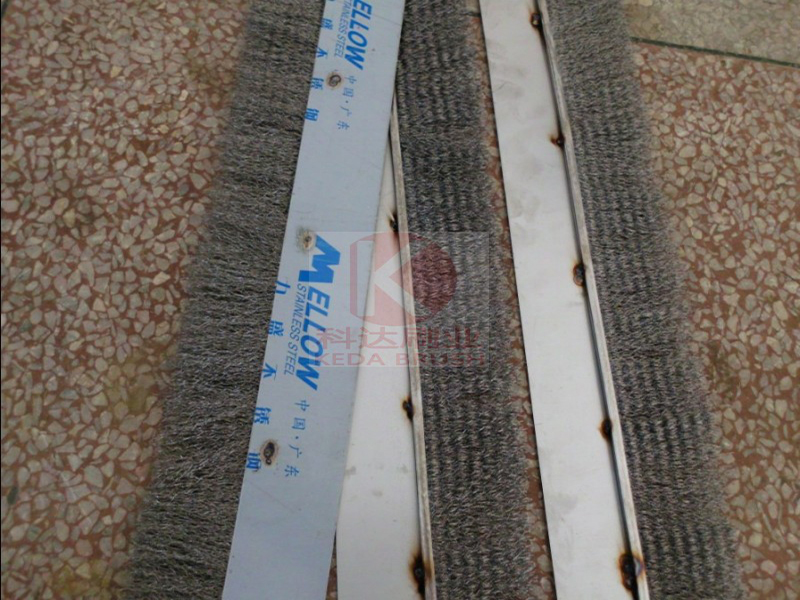http://m.lo51v.cn/uploads/allimg/210511/1-2105110932270-L.jpg