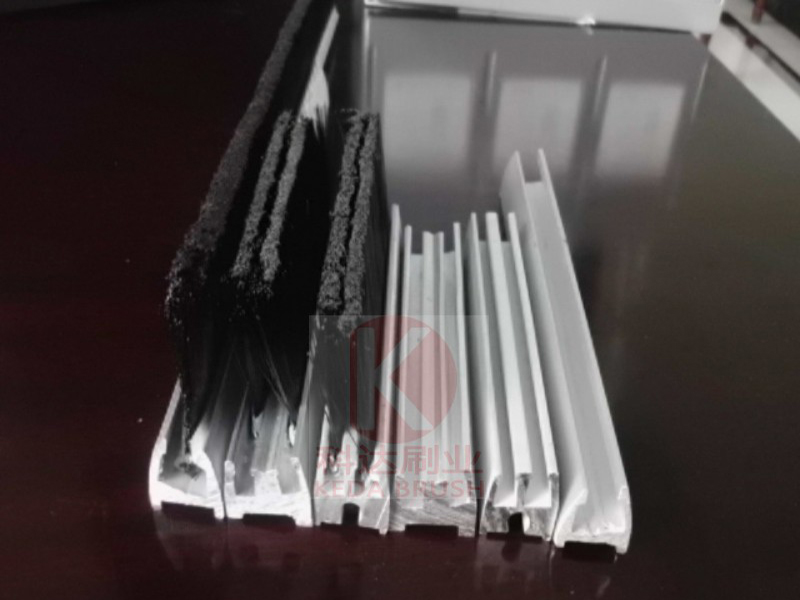 http://m.lo51v.cn/uploads/allimg/210511/1-2105110932460-L.jpg