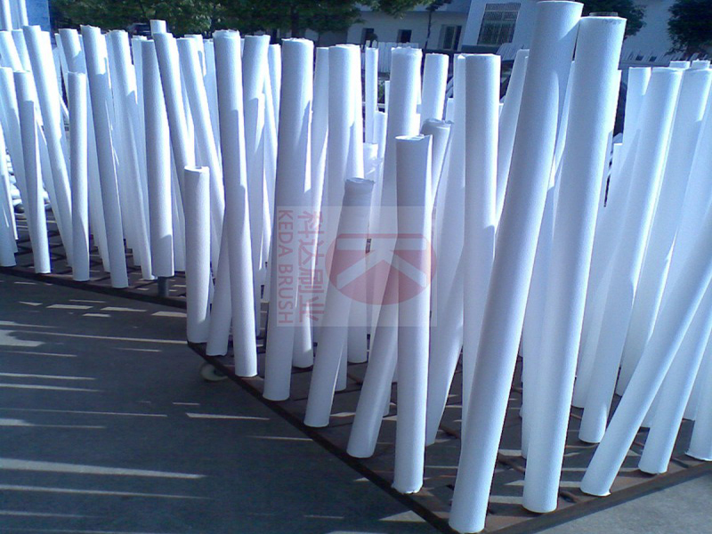 http://m.lo51v.cn/uploads/allimg/210511/1-2105111121260-L.jpg