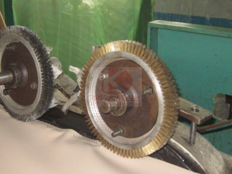 http://m.lo51v.cn/uploads/allimg/210511/1-2105111130580-L.jpg